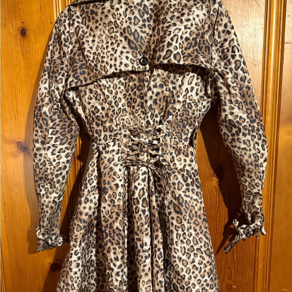 Betsy Johnson Leopard Raincoat Trench Coat - Picture 2 of 5